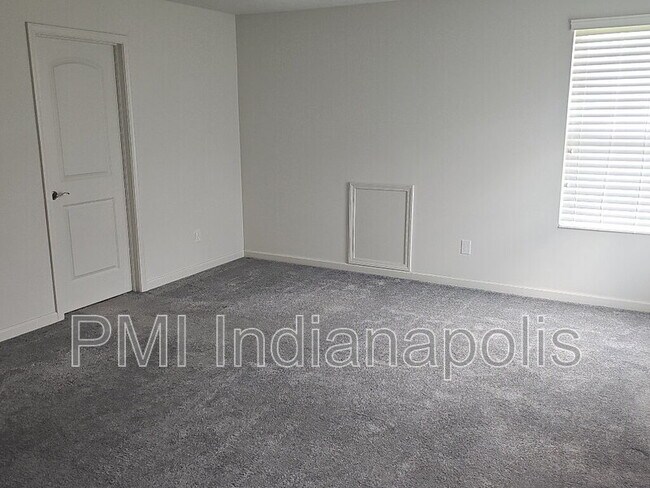 Building Photo - 15364 Staffordshire Wy