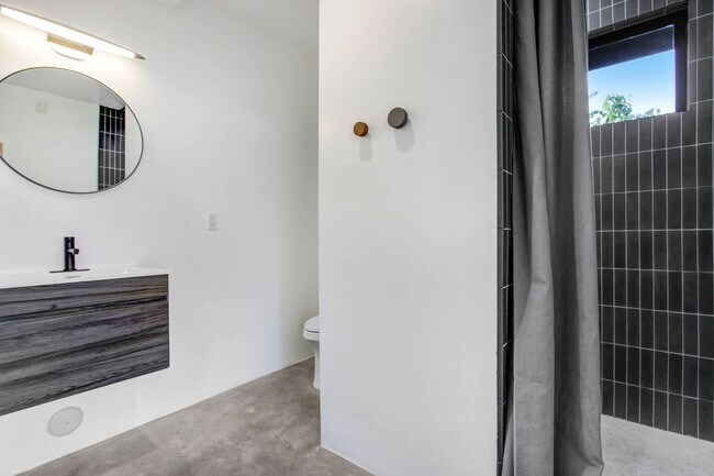 Building Photo - Pasadena Paradise! Mid Century Modern Home with Huge Deck and Hillside Views