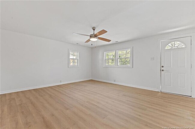 Building Photo - 5109 Higgins St