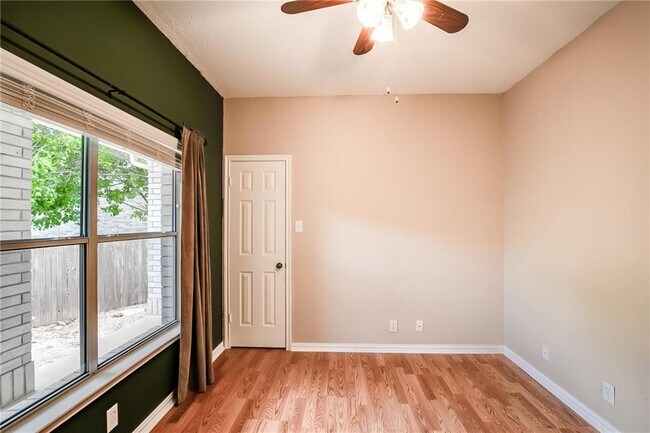 Building Photo - 1706 Chino Cove