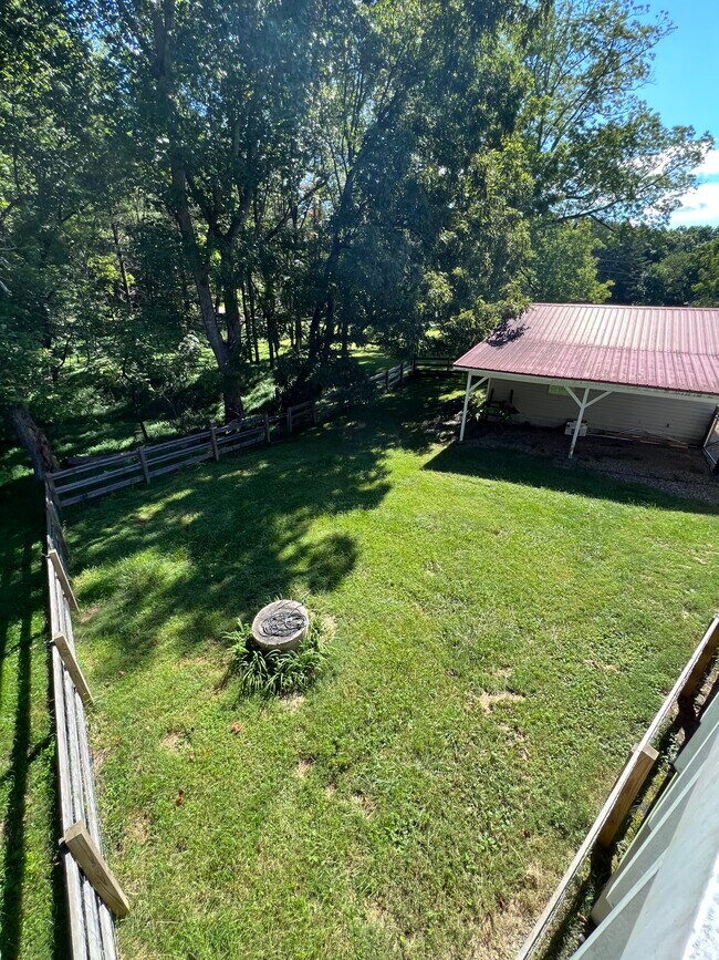 Building Photo - 571 Big Sky Rd