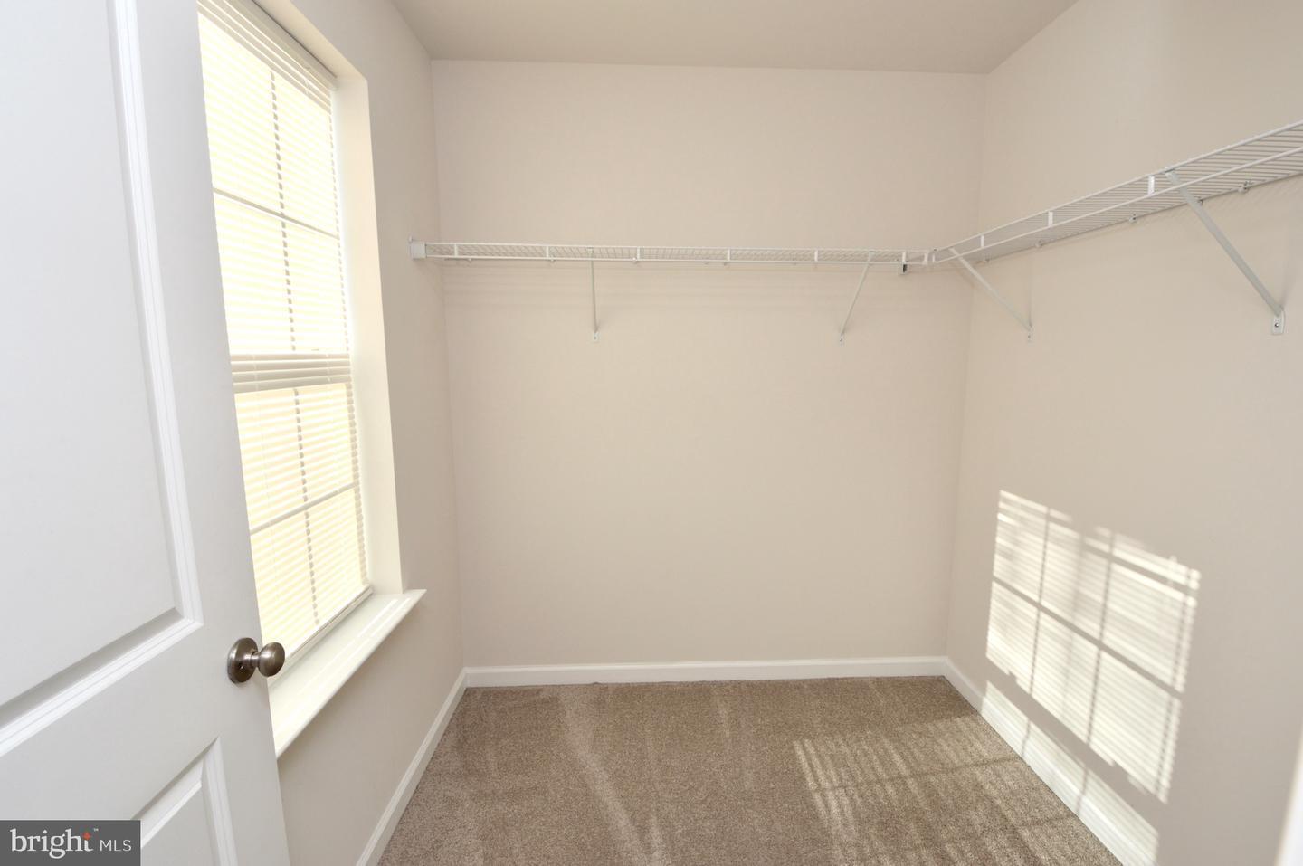 Building Photo - 78 Nelsons Way