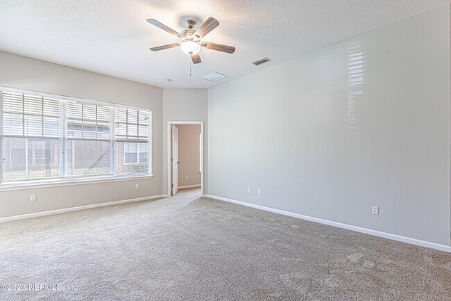 Building Photo - 2141 Stone Creek Dr