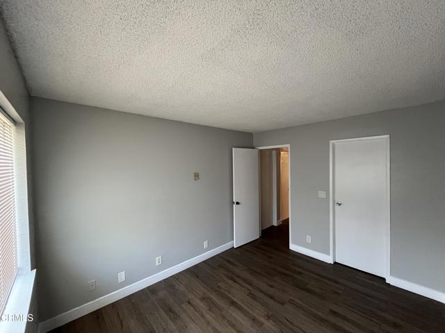 Building Photo - 2637 Yardarm Ave