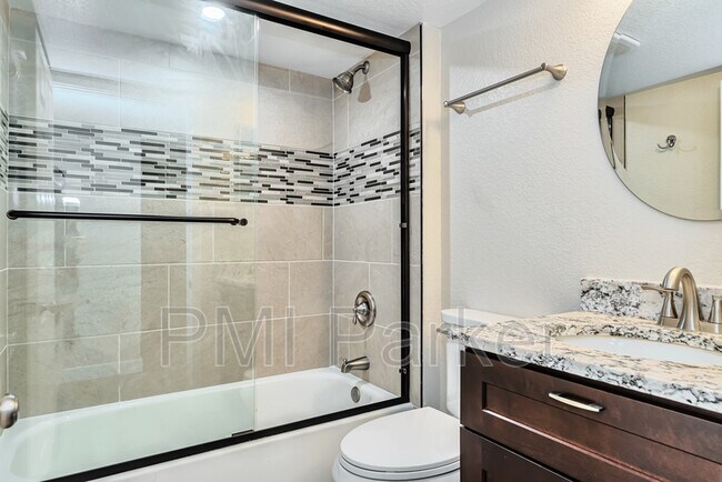 Building Photo - 8487 Wheatgrass Cir