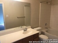 Building Photo - 161 Hampton Cove