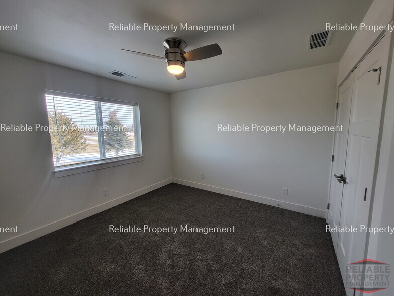 Building Photo - 341 Eliza Joy Ln