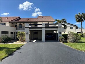 Building Photo - 760 Avenida Estancias