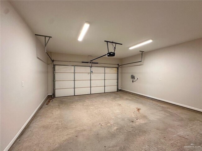 Building Photo - 21 Westway Ct