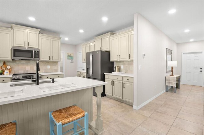 Building Photo - 6708 Hazelnut Spice Dr