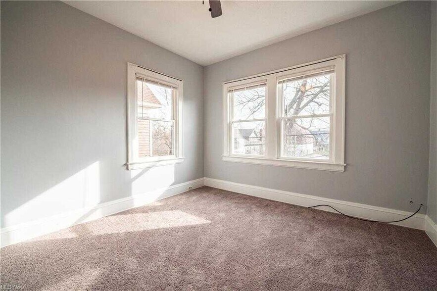 Building Photo - 2085 Marlowe Ave