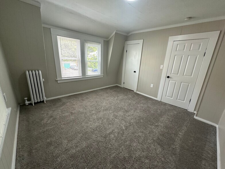 Bedroom 2 - 49 Freeman Ave