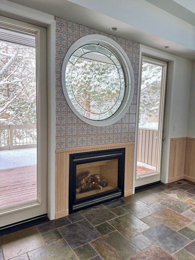 Building Photo - HUGE Custom-Designed Dream Home bordering Indian Meadows Preserve!