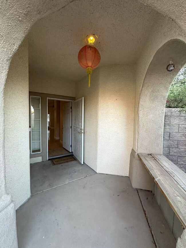 Building Photo - 2997 Paseo Hills Way