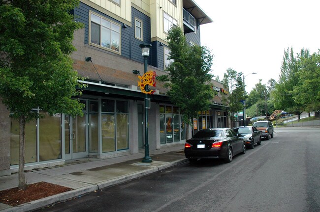 Building Photo - Dakota