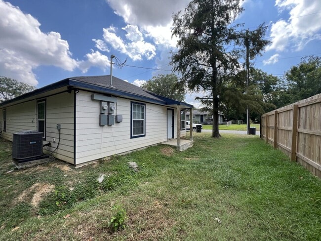 Building Photo - Must See!  New Construction!  1 bedroom, 1...