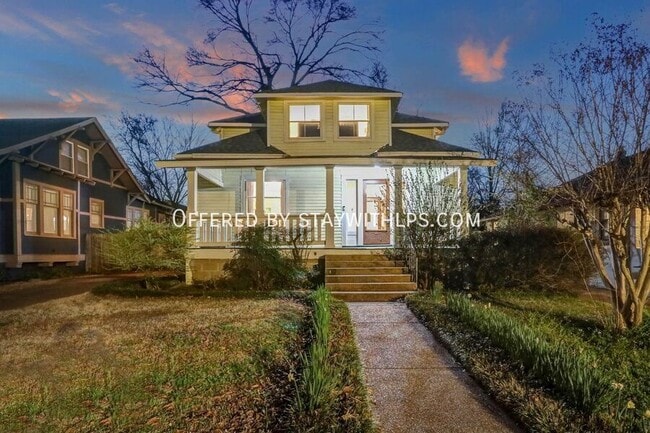 Building Photo - 397 Angelus St