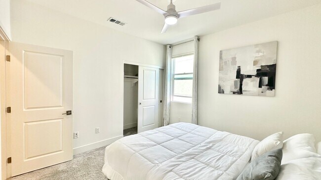 Building Photo - Beautifully Designed, and Upgraded, Newer ...
