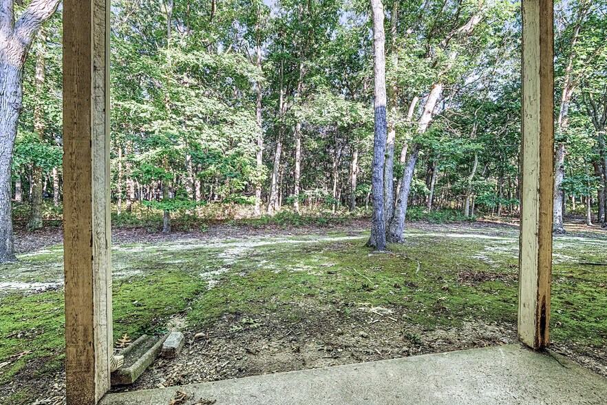 Building Photo - 83 Liberty Ct