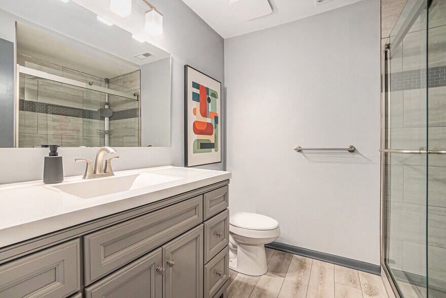 Building Photo - 112 S 37th St