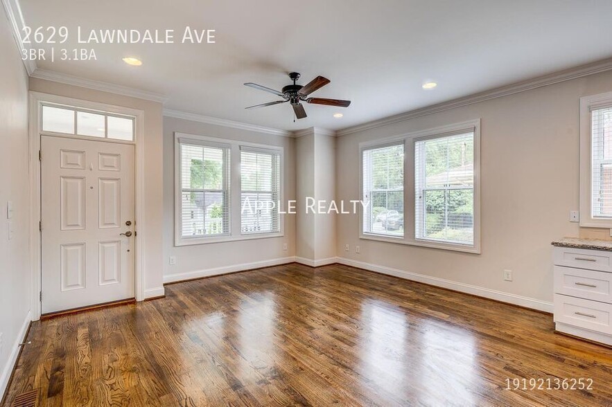 Building Photo - 2629 Lawndale Ave
