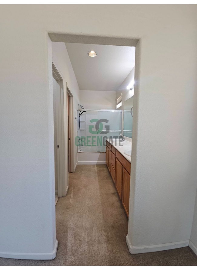 Building Photo - Lovely 1 Story Home in Riverpointe Communi...