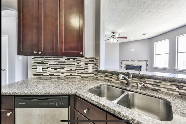 Building Photo - 21103 Mt Crest Ct