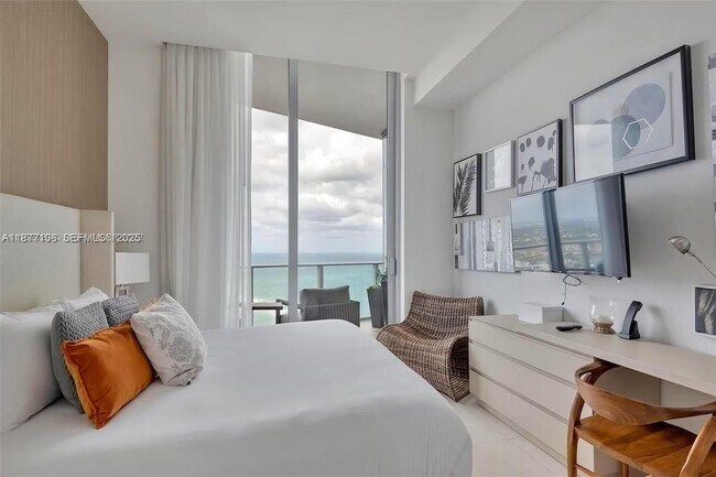 Building Photo - 4111 S Ocean Dr