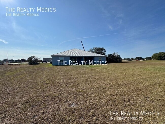 Building Photo - 8145 Cozumel Ln