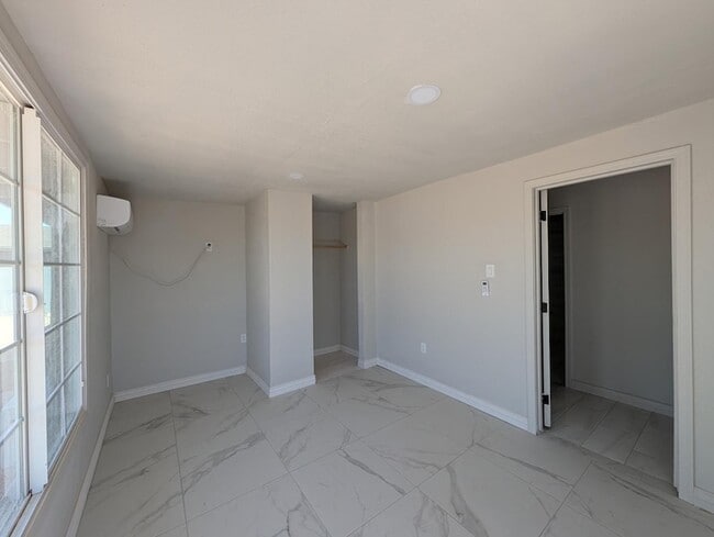 Building Photo - 13208 W Tuckey Ln