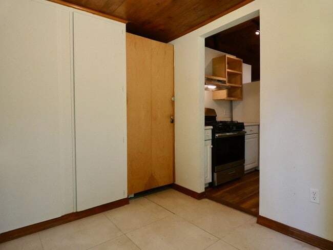 Building Photo - Pisgah Cottage