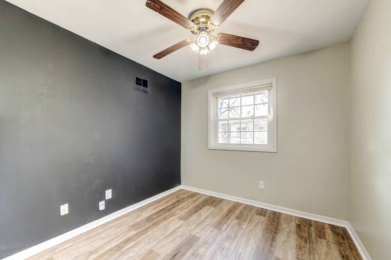 Building Photo - 160 Cumberland Pk Ct