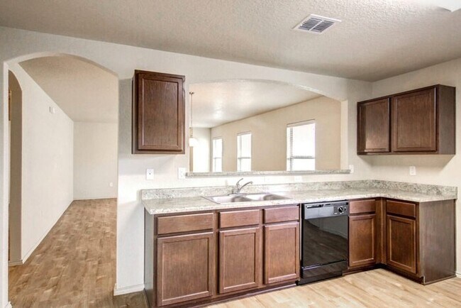 Building Photo - 7606 Cypress Vine