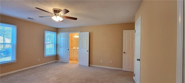 Building Photo - 200 Wayside Dr