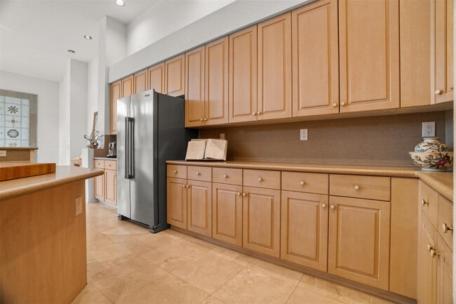 Building Photo - 1012 SW 156th Ave