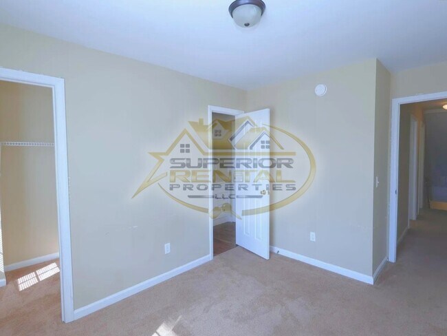 Building Photo - 515 Summit Terrace Ct