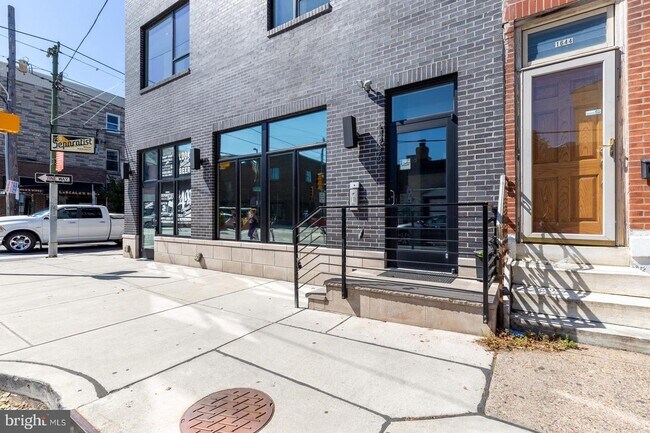 Building Photo - 1646 S 12th St