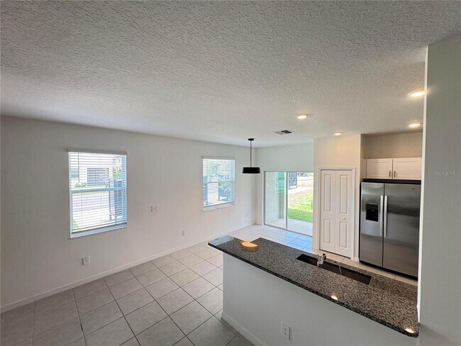 Building Photo - 10268 Honey Hammock Wy