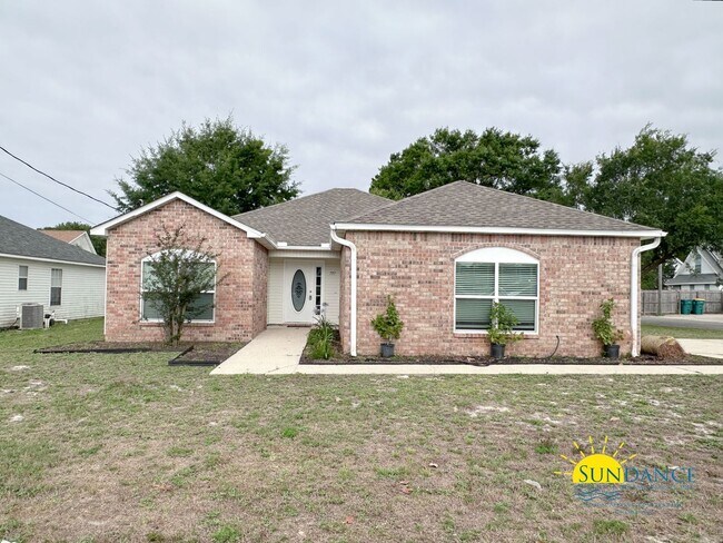 Primary Photo - 3 Bedroom Home in Waterford Estates in Mar...