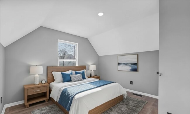 Building Photo - 12210 Oakland Ave