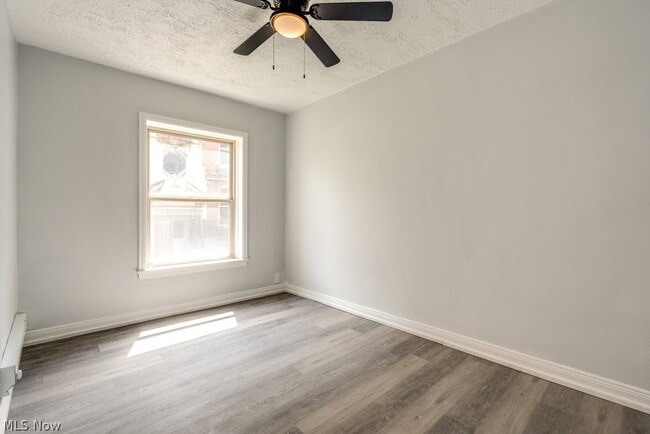 Building Photo - 2840 S Moreland Blvd