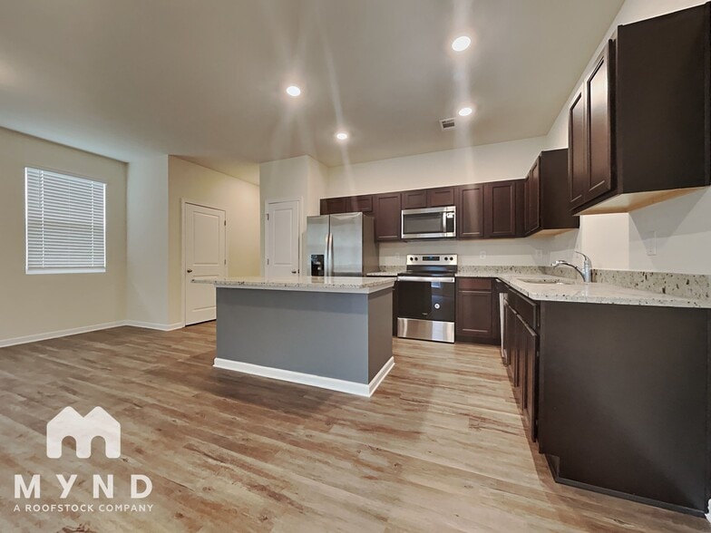 Building Photo - 6472 Mountain Home Way