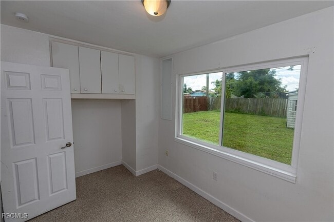 Building Photo - 21043 Bersell Ave