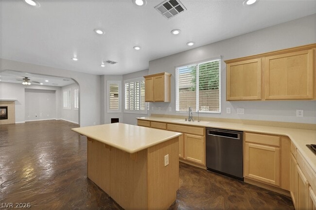 Building Photo - 10345 Grizzly Creek St