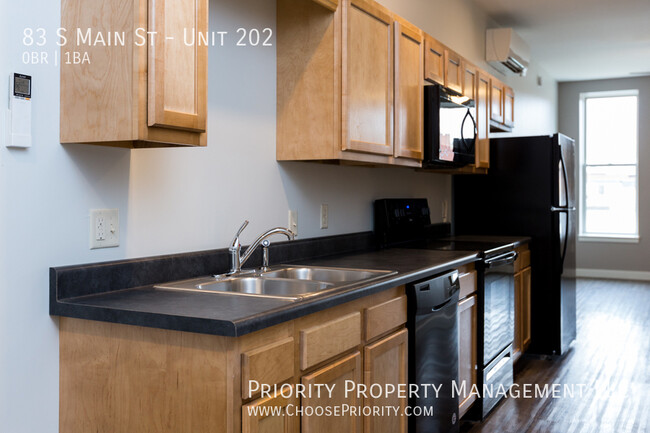 Building Photo - Stylish Urban Loft Unit 202, Downtown Harr...