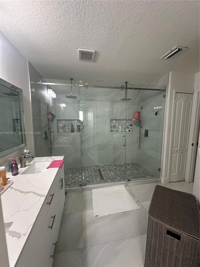 Building Photo - 21102 SW 92nd Ct