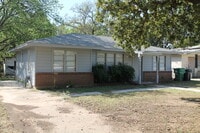 Building Photo - 414 Ruth St