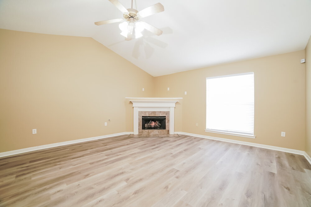 Building Photo - 6932 Wrenwood Dr