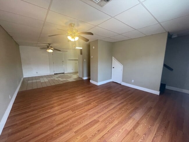 Building Photo - North Bay / central Portland area-Affordable rental-$99 move-in special