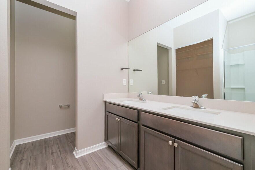 Building Photo - 30134 Fedora Cir